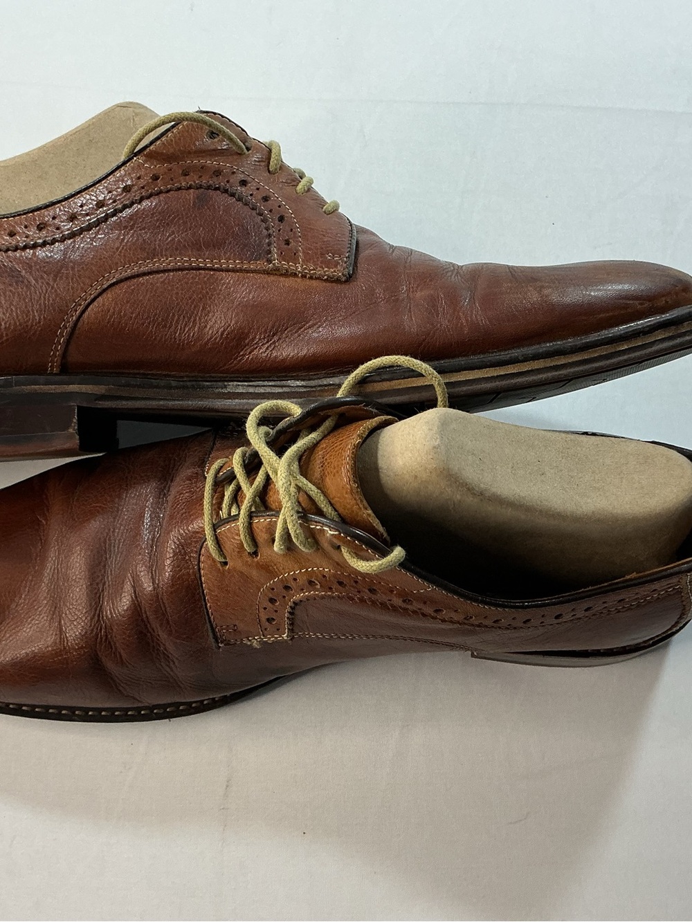 Johnston & Murphy Brown Leather Wingtip Derby Shoes